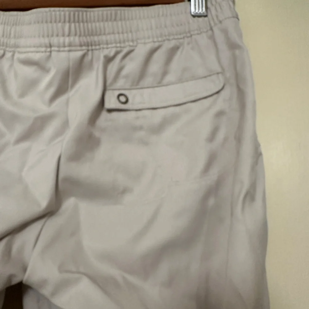 Nike Beige Cargo Capri Pants with Red & White Accents